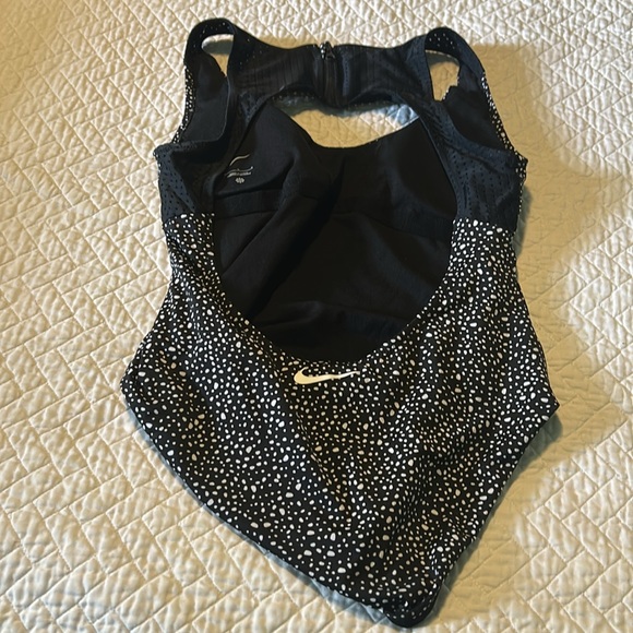 Nike Swim Suit One Piece - Picture 4 of 7